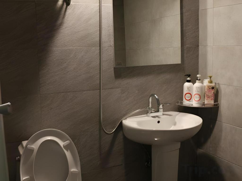 Myeongdong Mom House Hotel Seoul Bagian luar foto