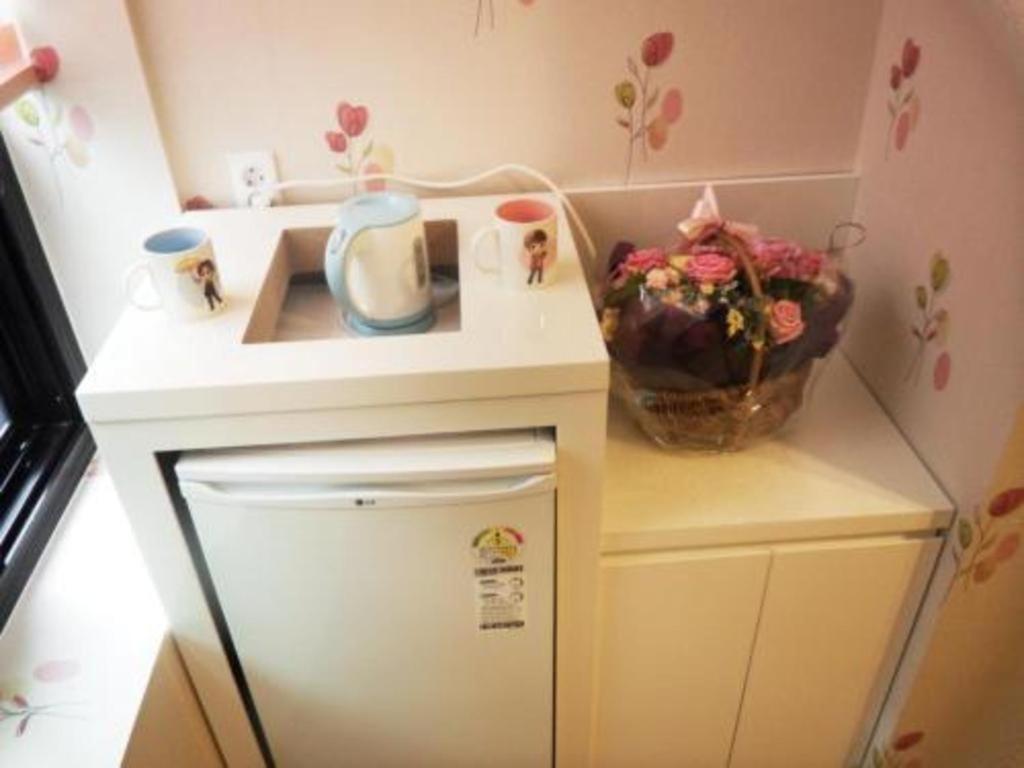 Myeongdong Mom House Hotel Seoul Bagian luar foto