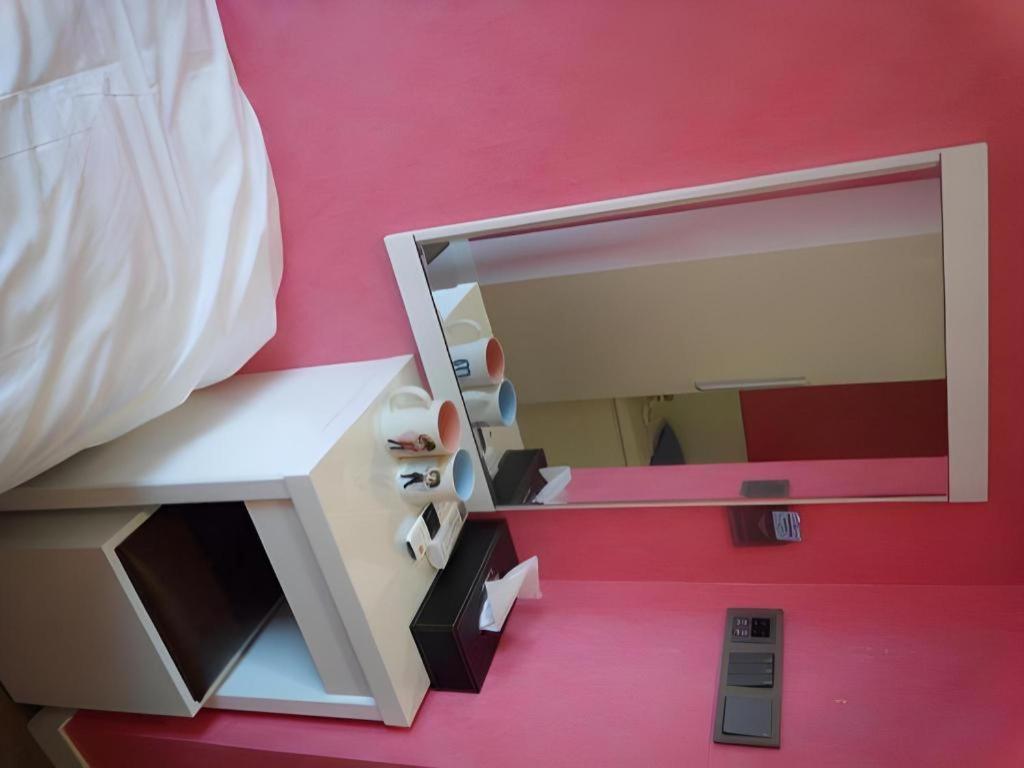 Myeongdong Mom House Hotel Seoul Bagian luar foto